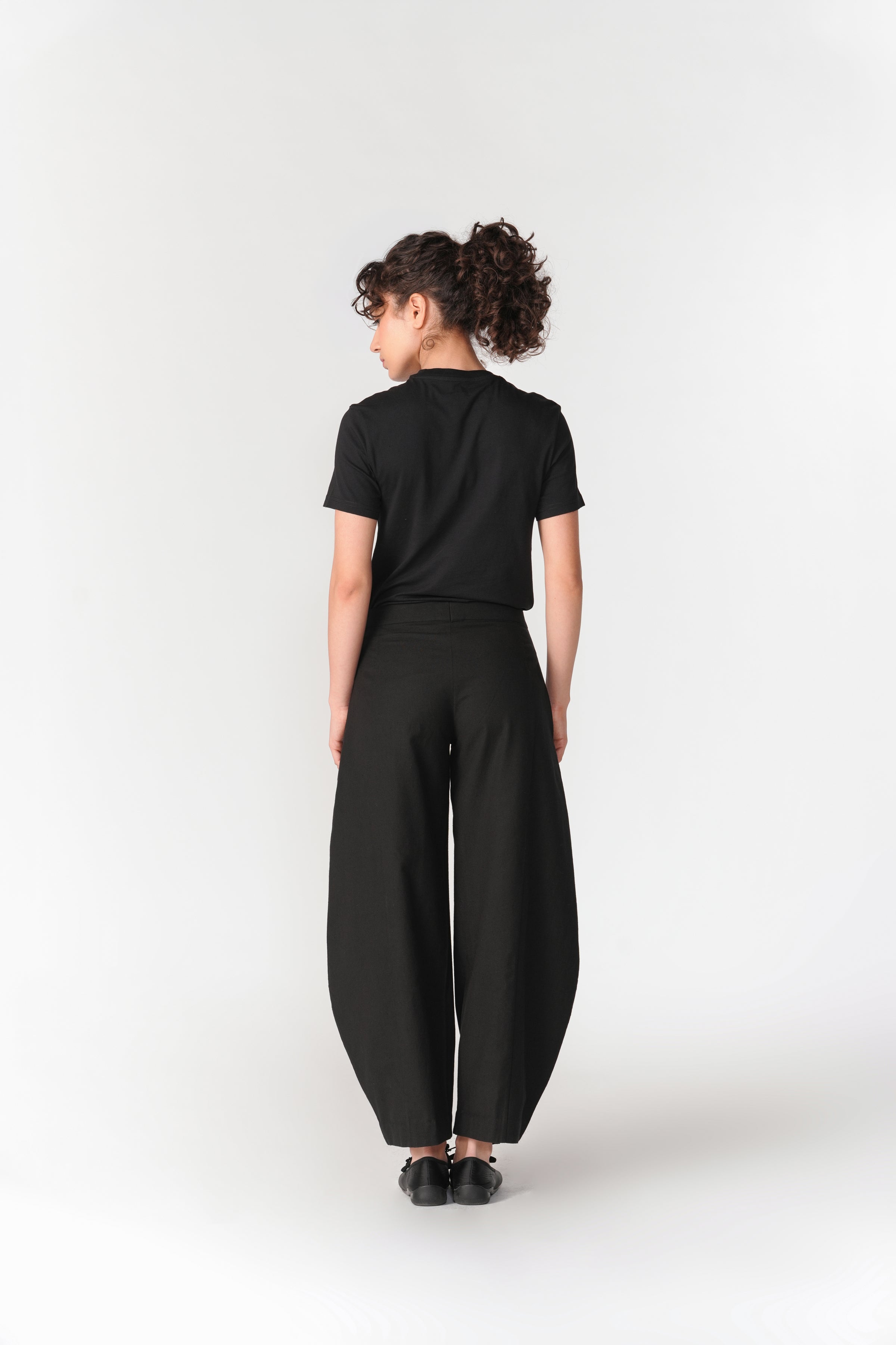 Barrel Slot Seam Pants