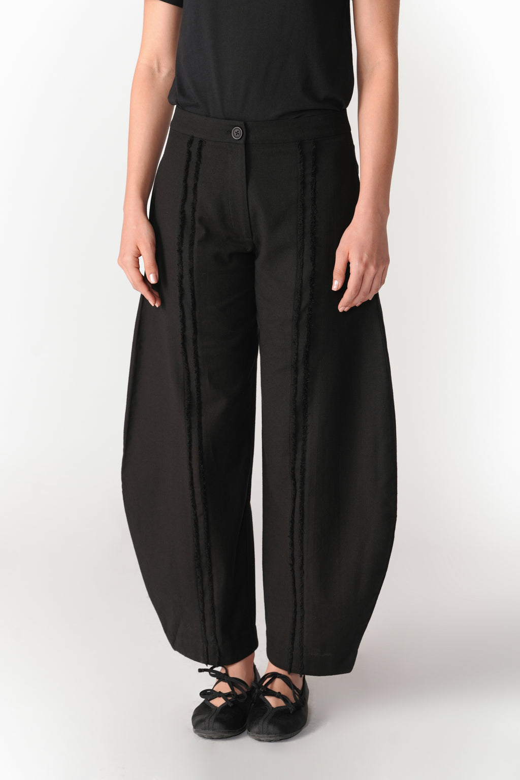 Barrel Slot Seam Pants