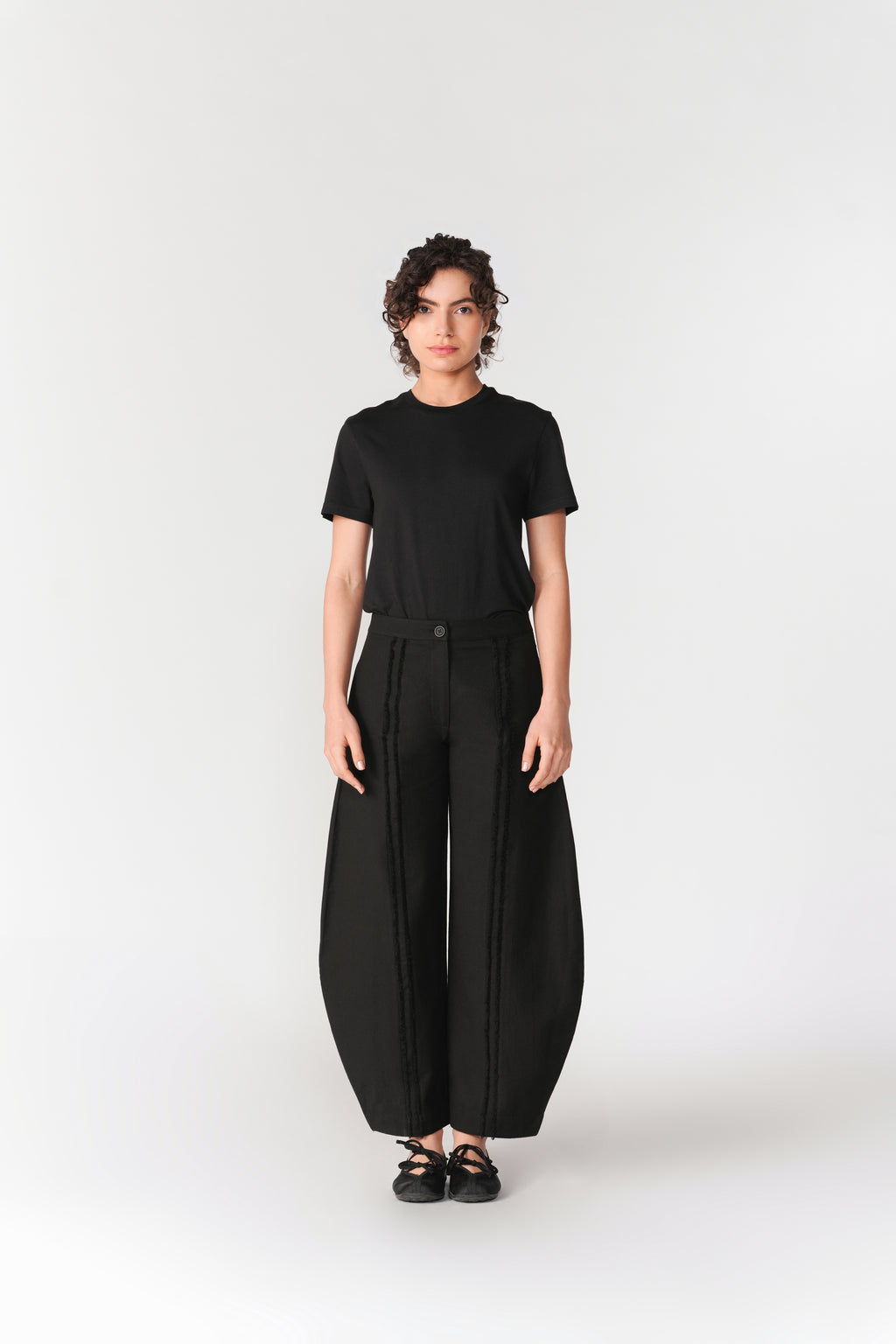 Barrel Slot Seam Pants
