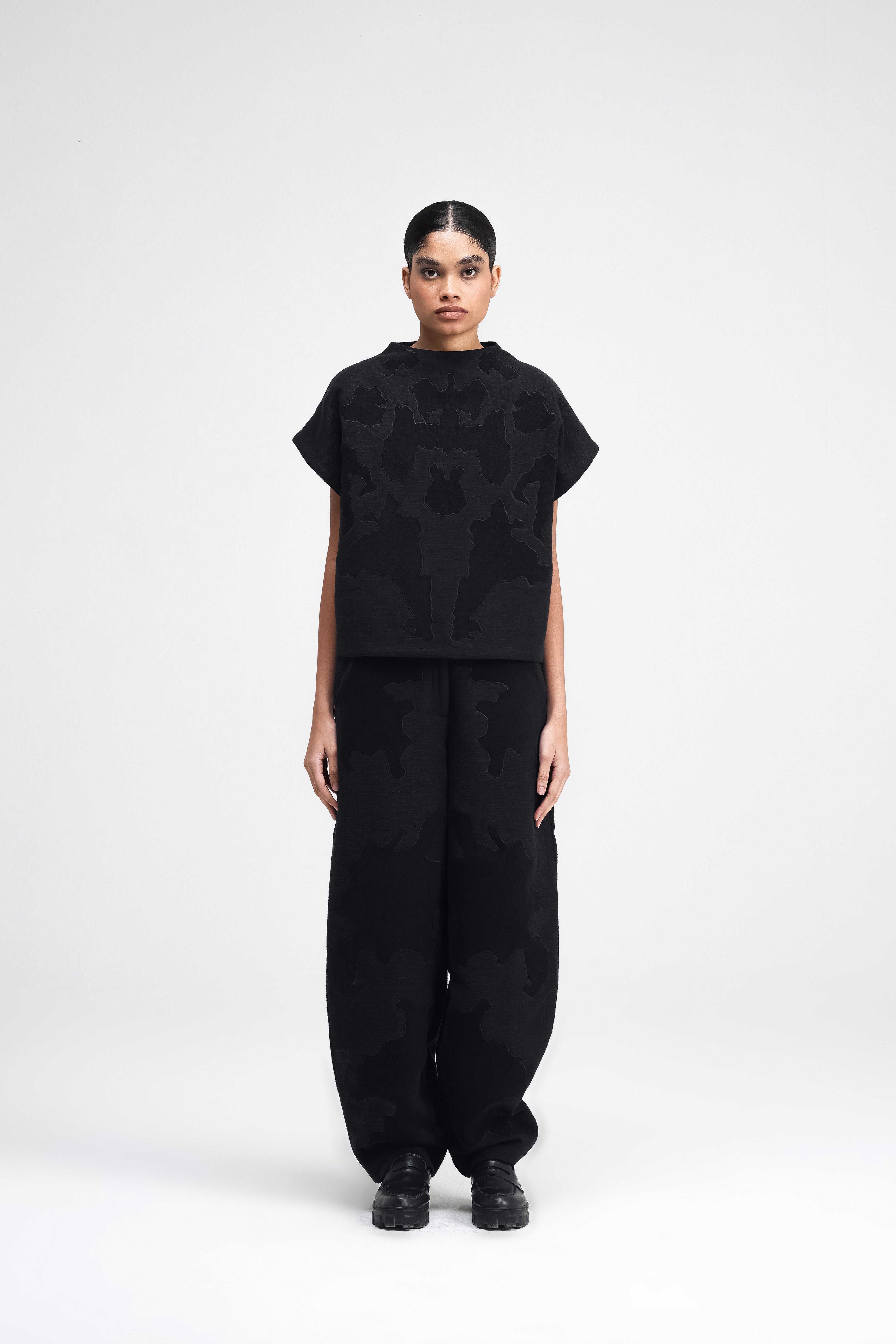 Dara Embroidered Top