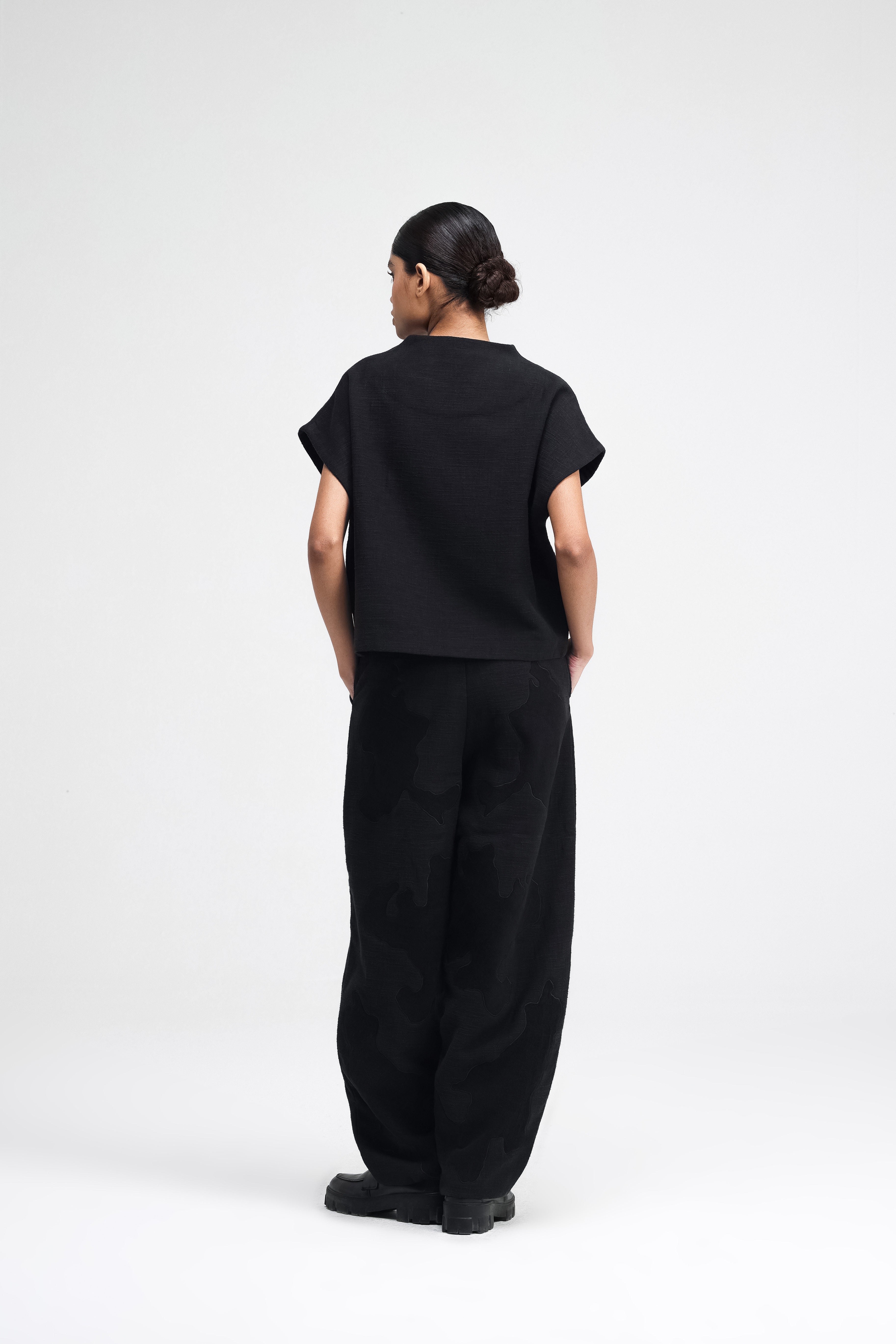 Dara Embroidered Top